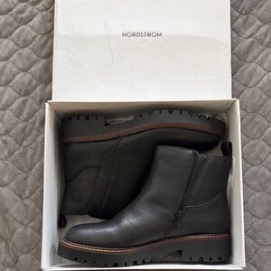 Nordstrom Black Leather Women's Chelsey Boots